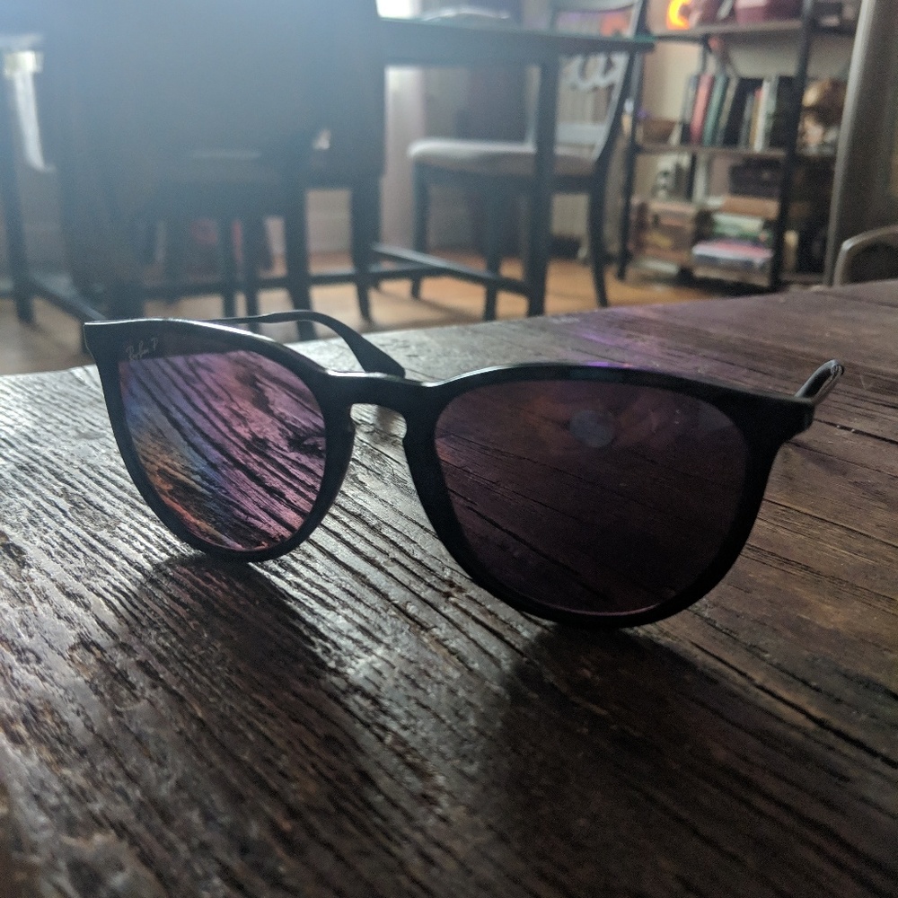 Ray ban sunglasses + case